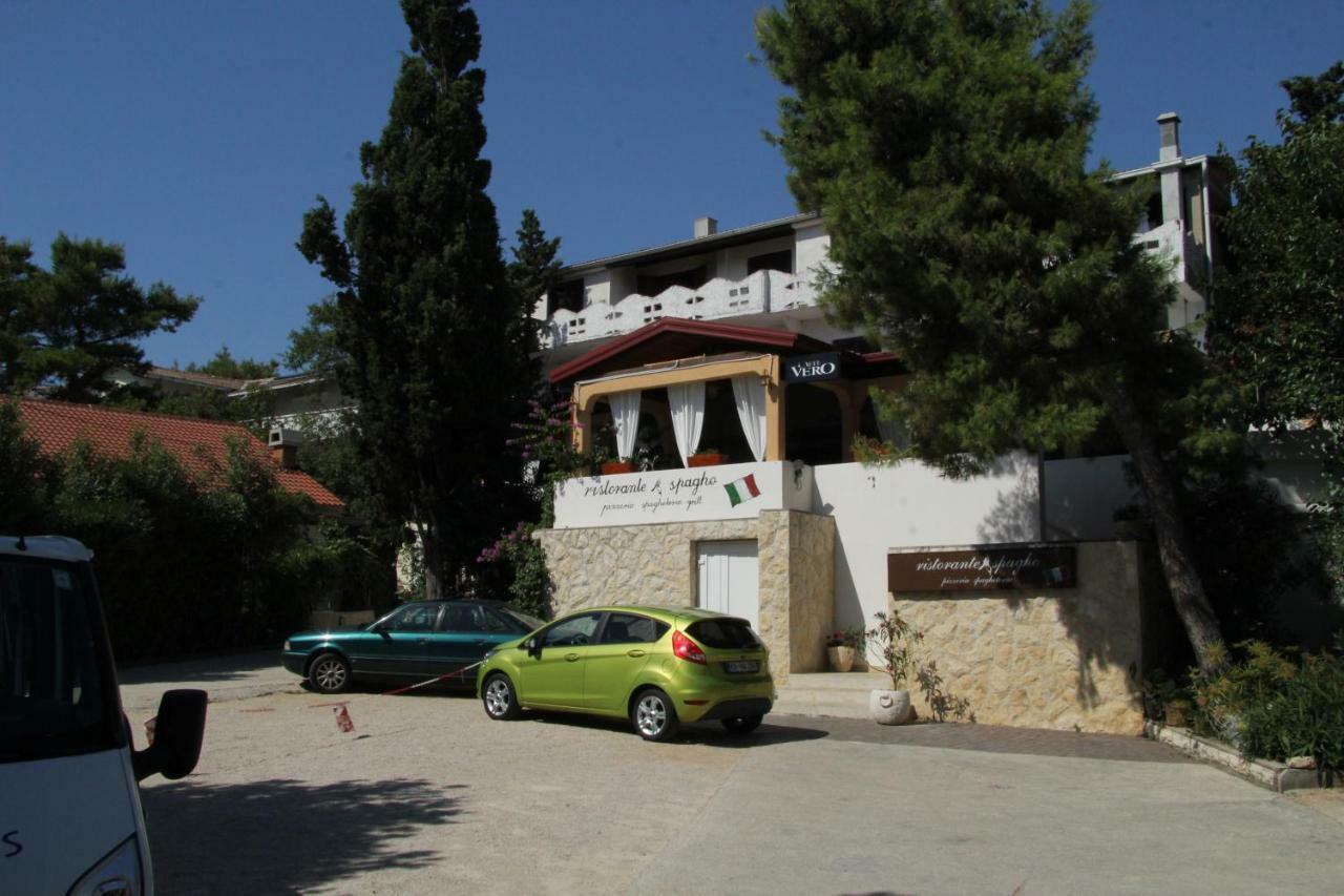 Novalja Inn 2 Exterior foto